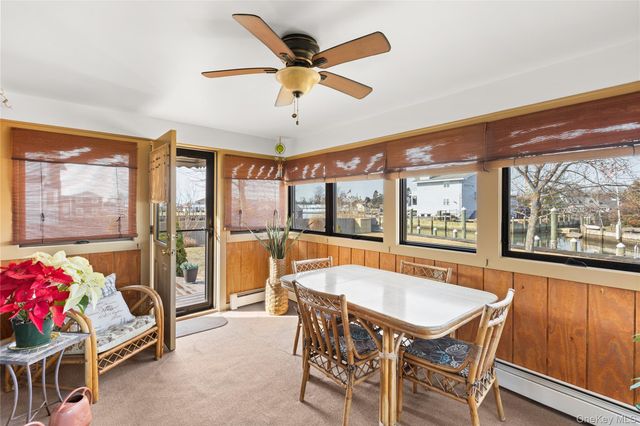 7 Montgomery Lane, Bay Shore, NY 11706