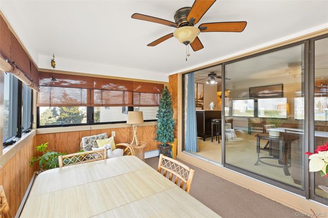 7 Montgomery Lane, Bay Shore, NY 11706