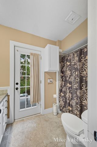 465 Kenwood Street Ne, City Of Grand Rapids, MI 49505