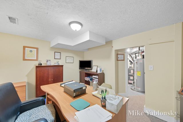 465 Kenwood Street Ne, City Of Grand Rapids, MI 49505