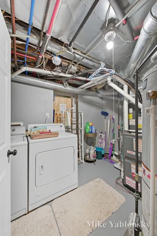 465 Kenwood Street Ne, City Of Grand Rapids, MI 49505