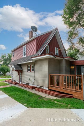 465 Kenwood Street Ne, City Of Grand Rapids, MI 49505