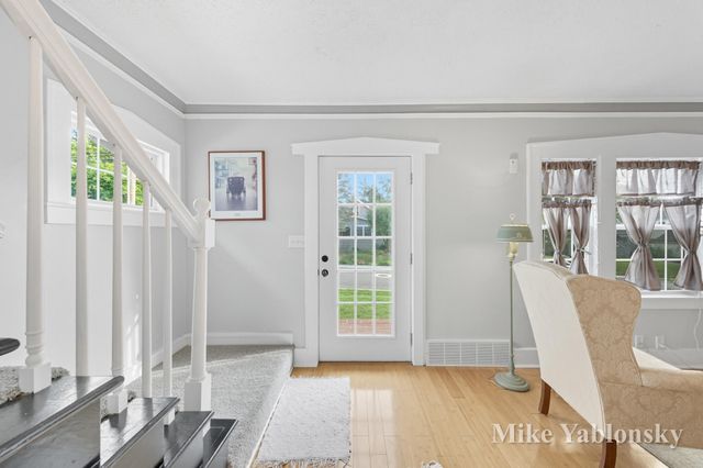 465 Kenwood Street Ne, City Of Grand Rapids, MI 49505