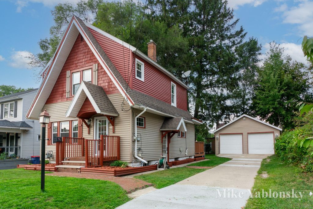 465 Kenwood Street Ne, City Of Grand Rapids, MI 49505