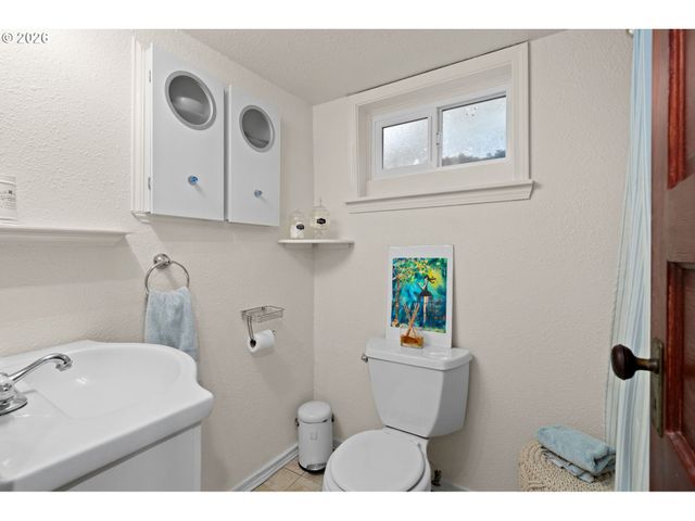 9685 Nw SAINT HELENS Rd, Portland, OR 97231