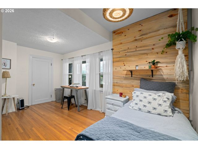 9685 Nw SAINT HELENS Rd, Portland, OR 97231