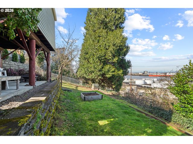 9685 Nw SAINT HELENS Rd, Portland, OR 97231