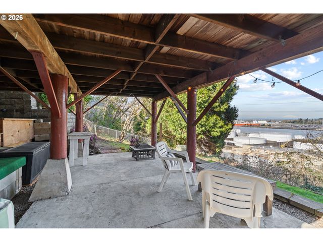 9685 Nw SAINT HELENS Rd, Portland, OR 97231