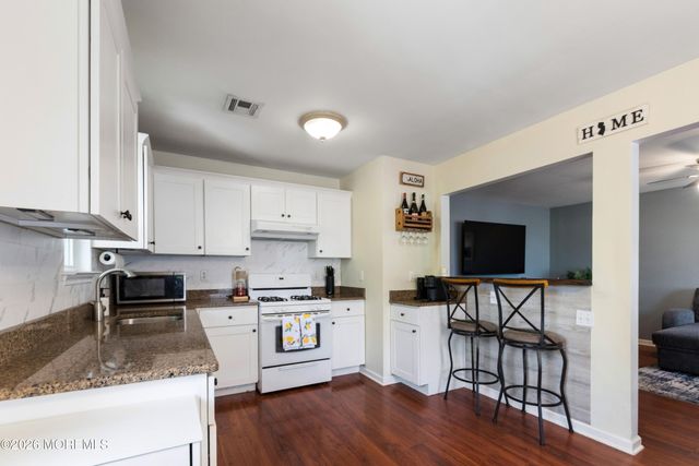 131 Bayview Drive, Brick, NJ 08723