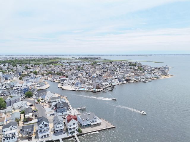 131 Bayview Drive, Brick, NJ 08723