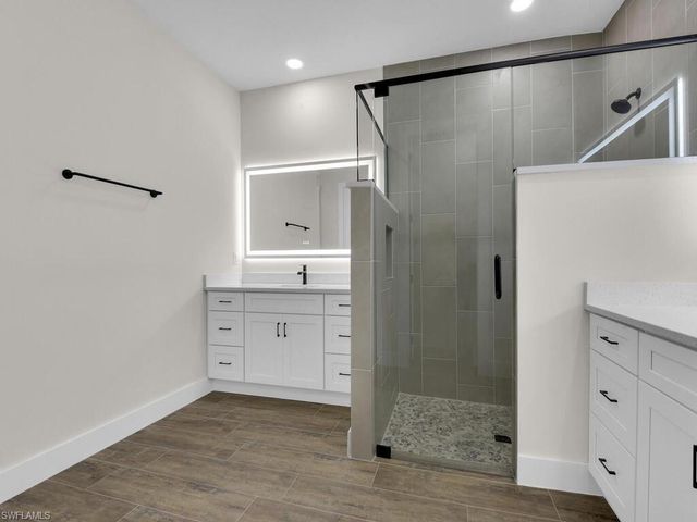 4124 NW 20th TER, Cape Coral, FL 33993