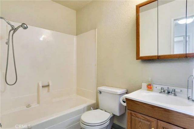 1635 Susie Lane, San Bernardino, CA 92411