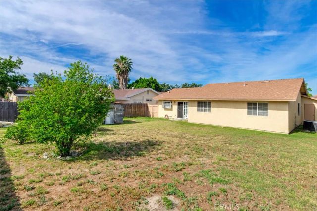 1635 Susie Lane, San Bernardino, CA 92411