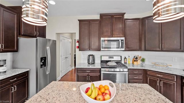 2050 Sinclair Trace, Burlington, NC 27215