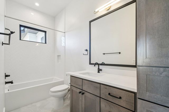 1209 Eternity TER, Austin, TX 78746