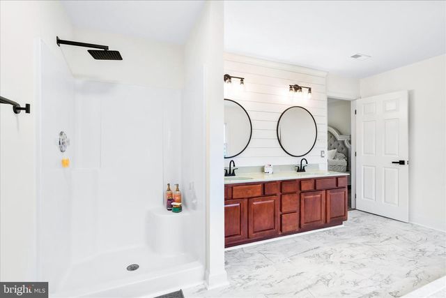 11411 WOODVIEW DR, Hagerstown, MD 21742