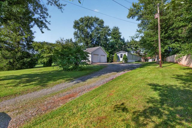 206 LOST HOLLOW RD, Dillsburg, PA 17019