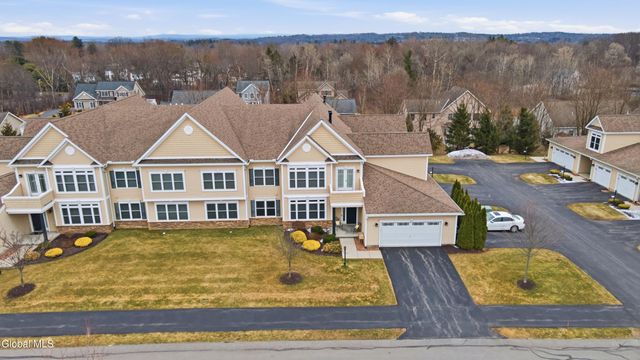 309 Lois Lane, Niskayuna, NY 12304