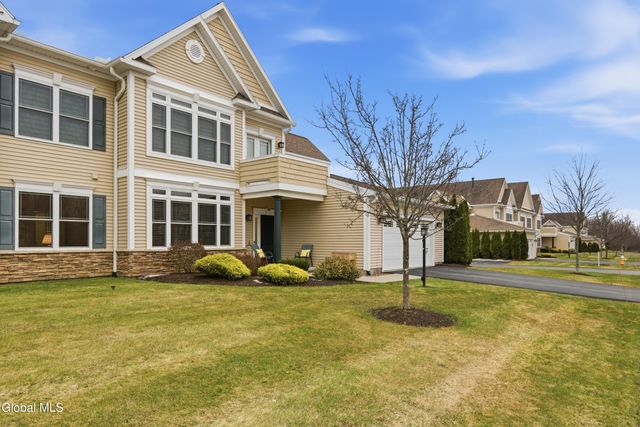 309 Lois Lane, Niskayuna, NY 12304