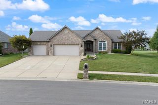 437 MARBLETON Circle, O'fallon, IL 62269
