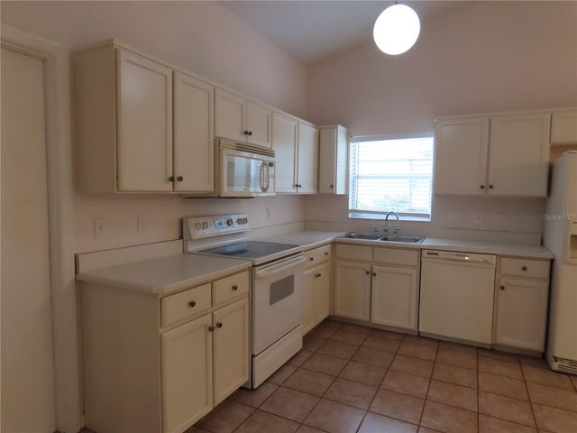 14406 N GREATER HILLS BOULEVARD, Clermont, FL 34711