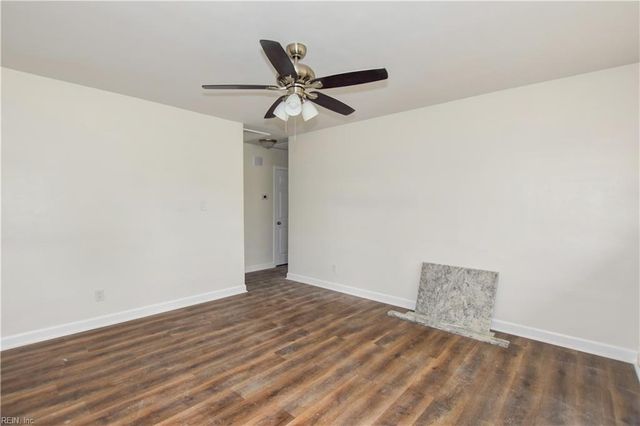 938 Schumann DR, Virginia Beach, VA 23452