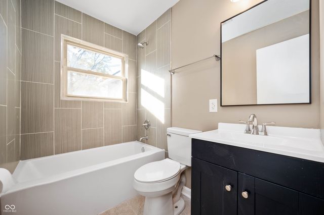 519 Hampton Lane, Chesterfield, IN 46017