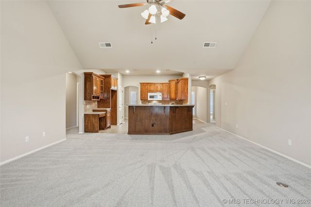 5304 Barr Drive, Sand Springs, OK 74063