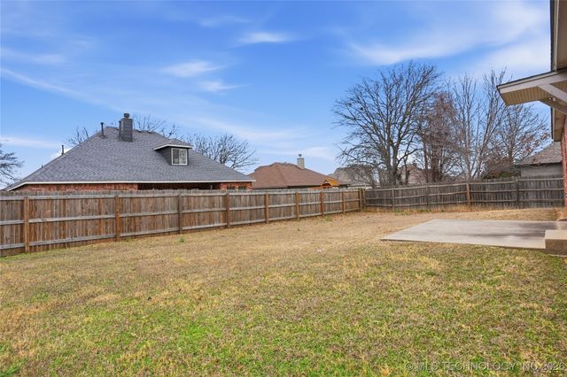 5304 Barr Drive, Sand Springs, OK 74063