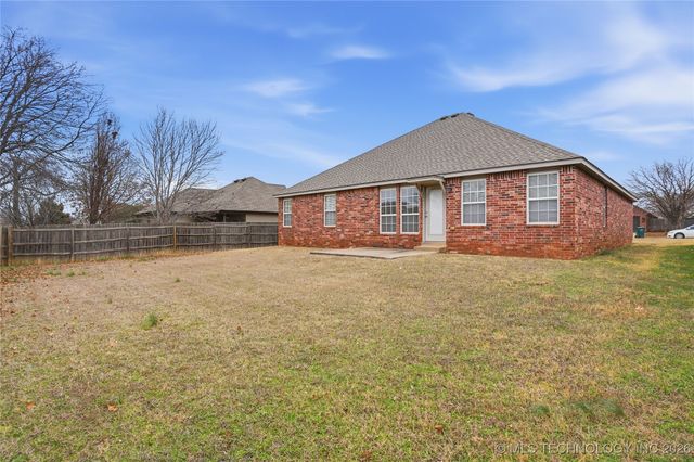 5304 Barr Drive, Sand Springs, OK 74063