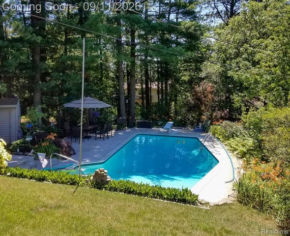 6579 Balmoral Terrace, Clarkston, MI 48346