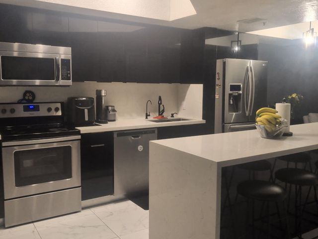 721 SW 148th Avenue 309, Sunrise, FL 33325