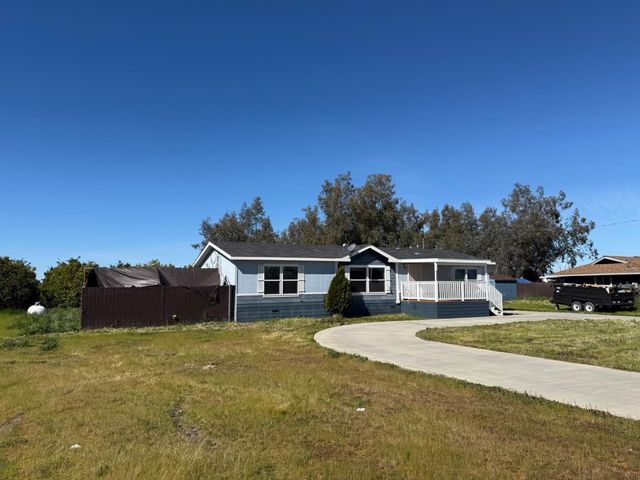 6545 S Cedar Avenue, Fresno, CA 93725