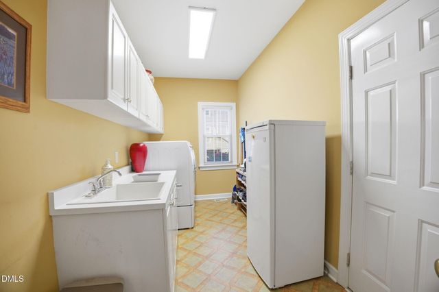 301 Danton Drive, Cary, NC 27518