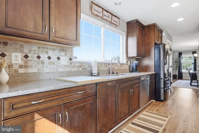 55 POWDER RIVER CT, Harpers Ferry, WV 25425