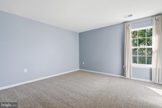 55 POWDER RIVER CT, Harpers Ferry, WV 25425