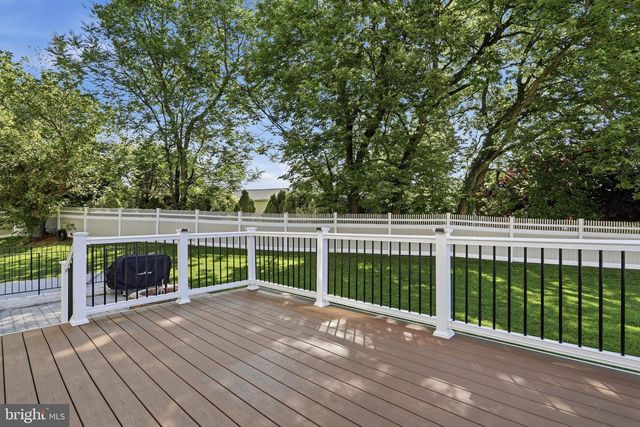 55 POWDER RIVER CT, Harpers Ferry, WV 25425