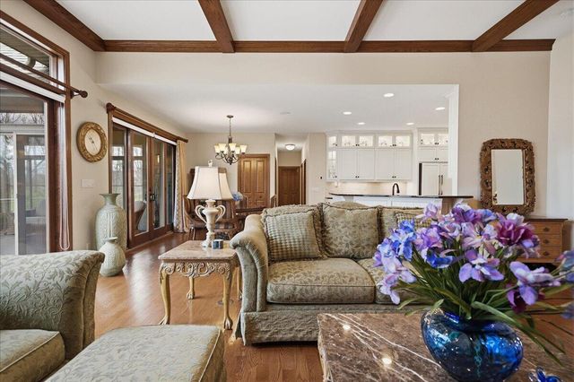 770 Quinlan Court, Crown Point, IN 46307