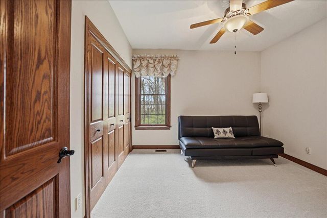 770 Quinlan Court, Crown Point, IN 46307