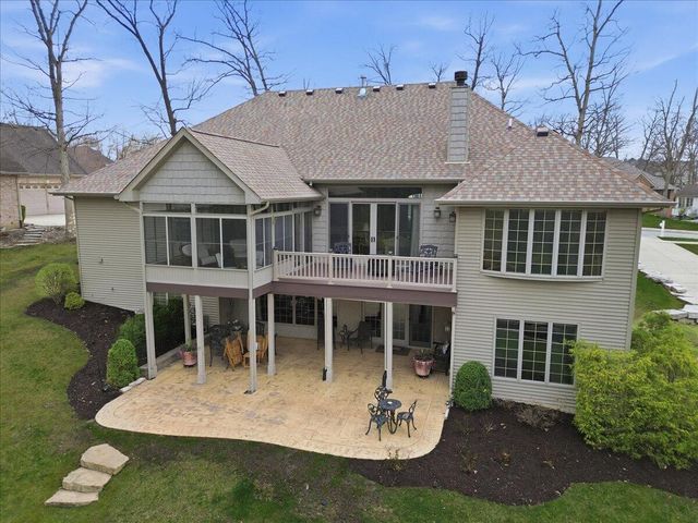 770 Quinlan Court, Crown Point, IN 46307