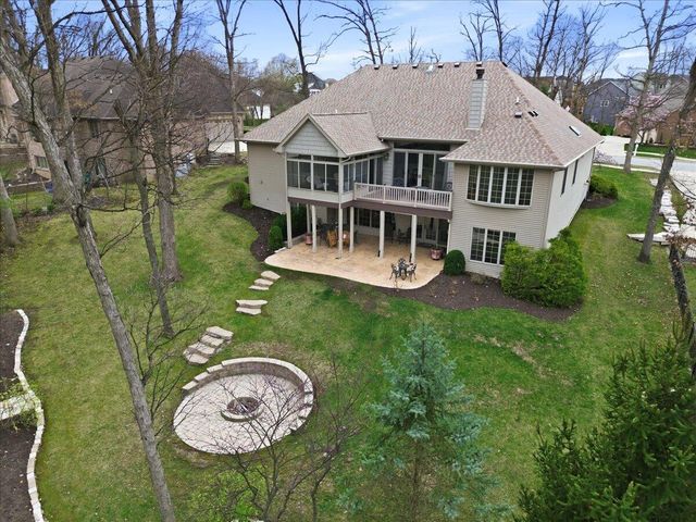 770 Quinlan Court, Crown Point, IN 46307
