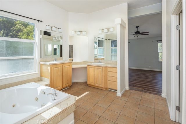 6395 Parkhill Road, Santa Margarita, CA 93453