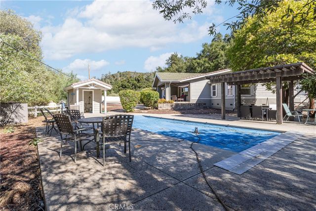 6395 Parkhill Road, Santa Margarita, CA 93453