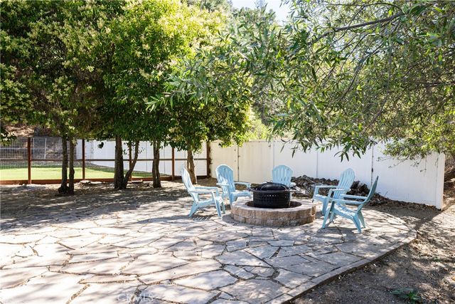 6395 Parkhill Road, Santa Margarita, CA 93453