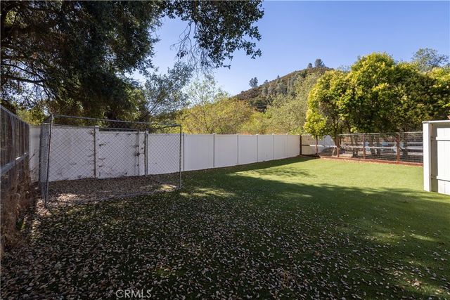 6395 Parkhill Road, Santa Margarita, CA 93453