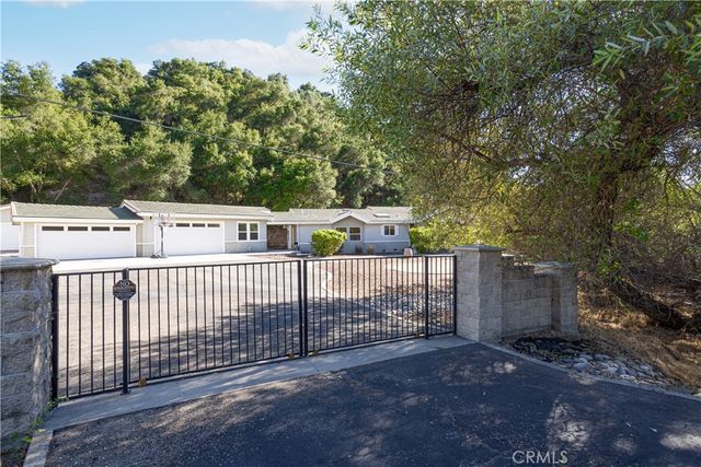 6395 Parkhill Road, Santa Margarita, CA 93453
