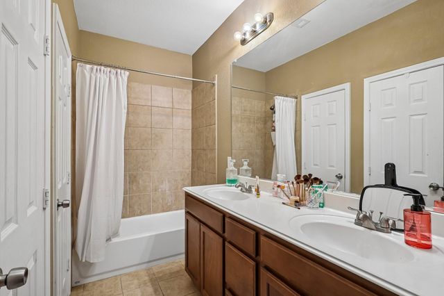 11326 Leitrim Way, Houston, TX 77047