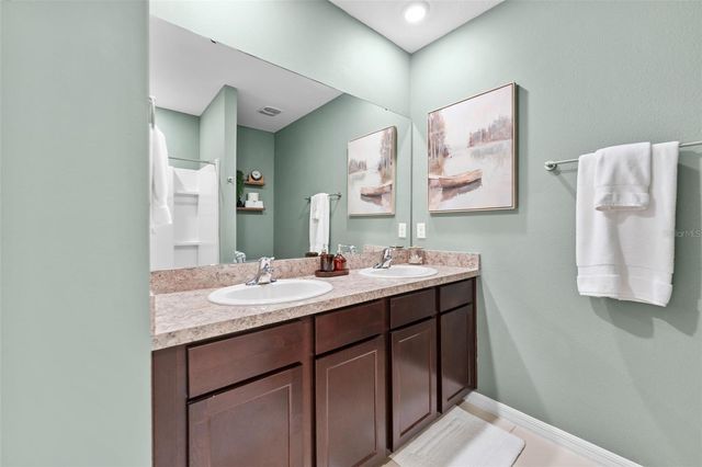 10918 TRAILING VINE DRIVE, Tampa, FL 33610