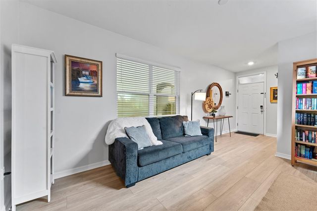 10918 TRAILING VINE DRIVE, Tampa, FL 33610