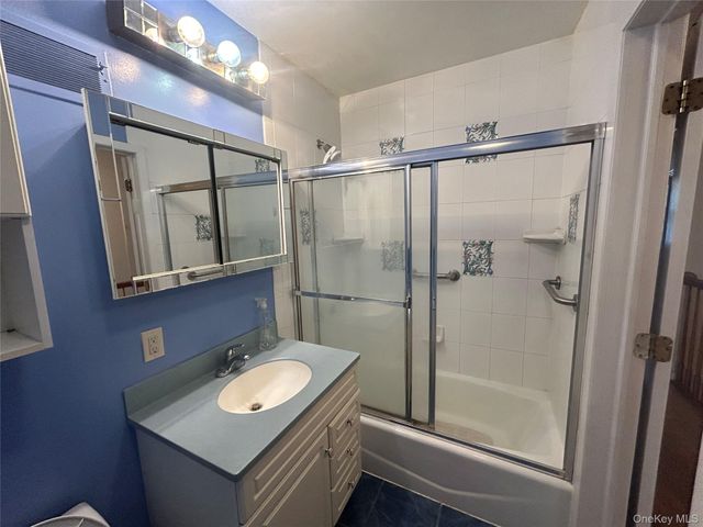 31 Farley Drive, West Haverstraw, NY 10993